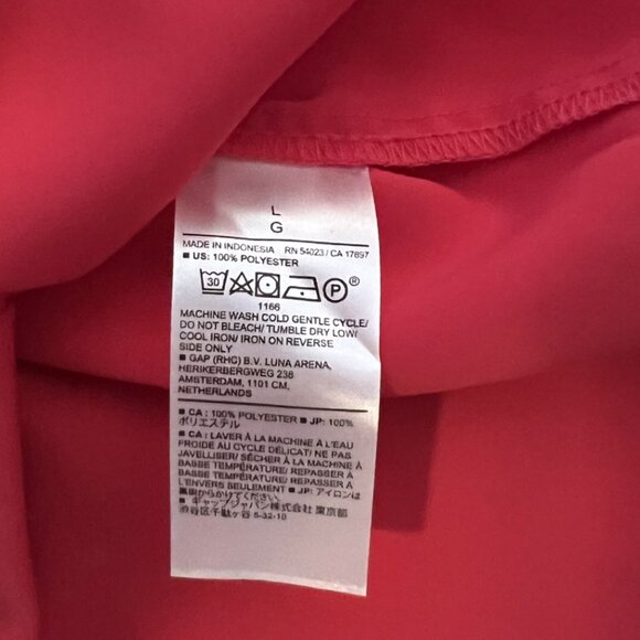 Red Banana Republic Silky Collared Top Size L NWT - Picture 4 of 4